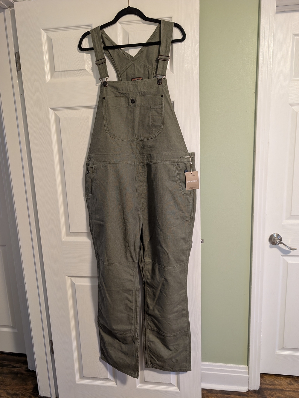 Patagonia Women's All Season Bib Workwear Overalls - XL Short - NWT